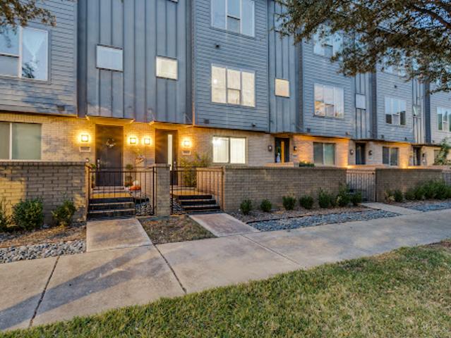 House for sale in Dallas, Texas
