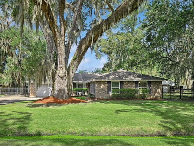 House for sale in Mandeville, Louisiana