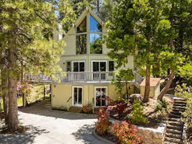 House for sale in Lake Arrowhead