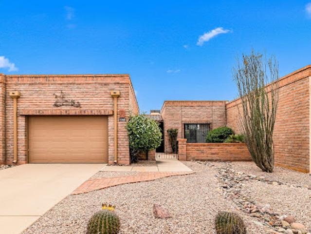 House for sale in Green Valley