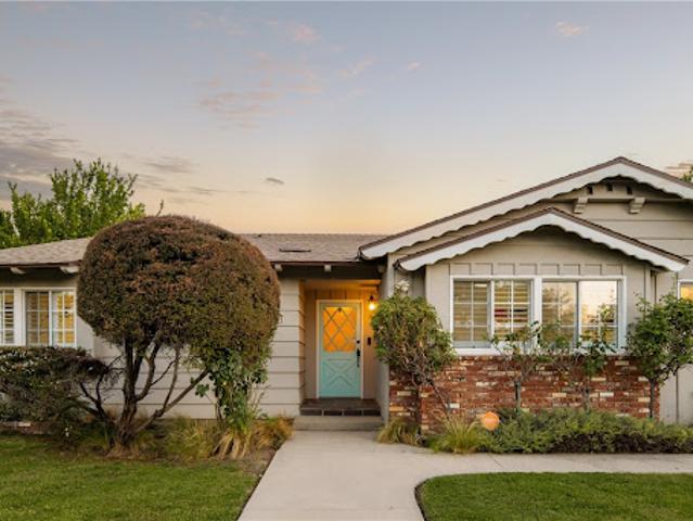House for sale in Woodland Hills-Warner Center Neighborhood Council District, Canoga Park