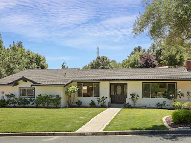 House for sale in Moraga