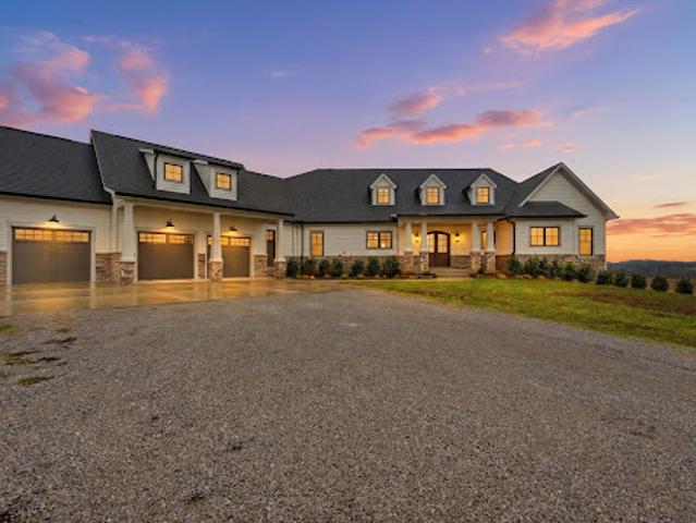 House for sale in Simpsonville, Kentucky
