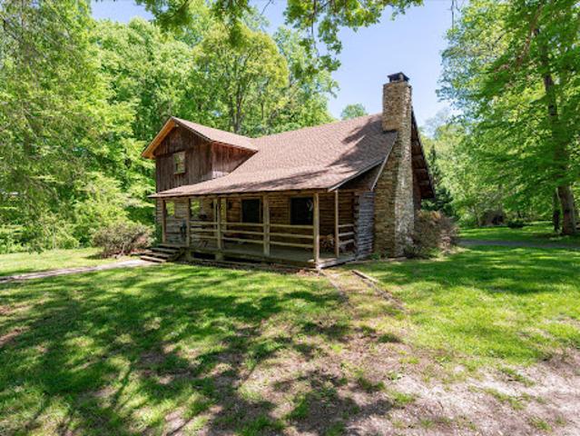 House for sale in Lothian, Maryland