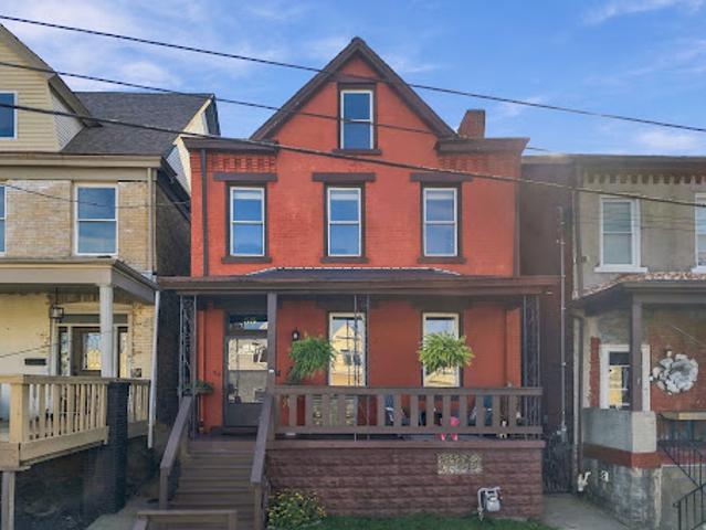 House for sale in Pittsburg, Pennsylvania