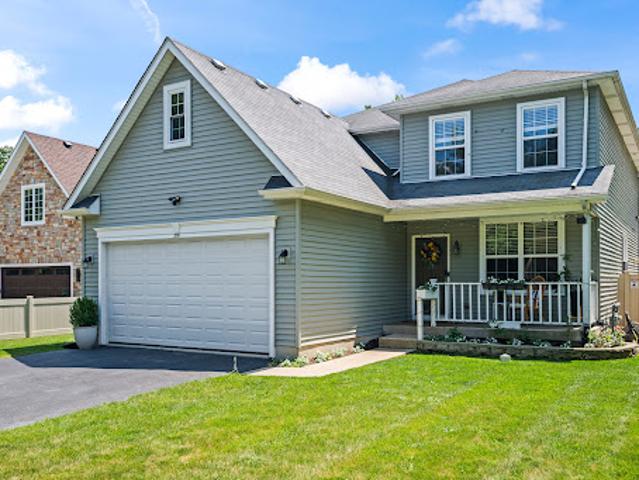 House for sale in Mundelein, Illinois