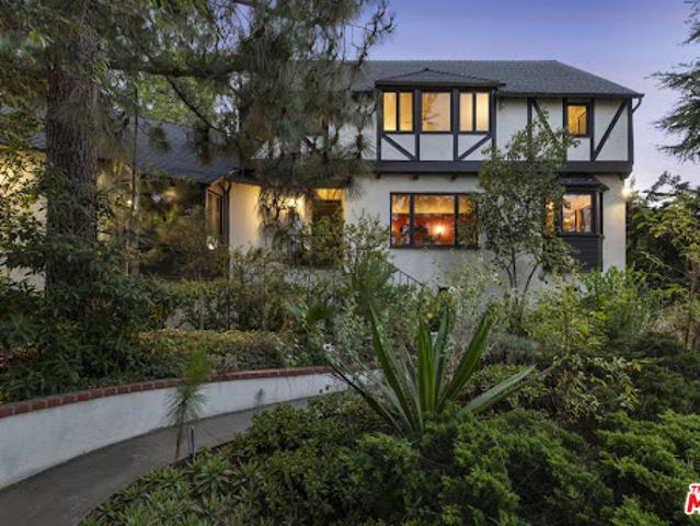 House for sale in Canoga Park, California