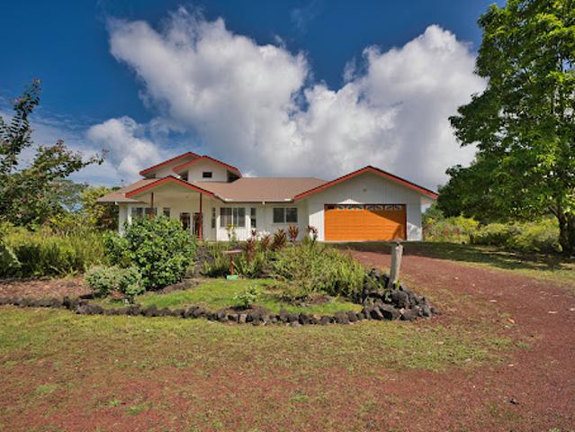 House for sale in Keaau, Hawaii