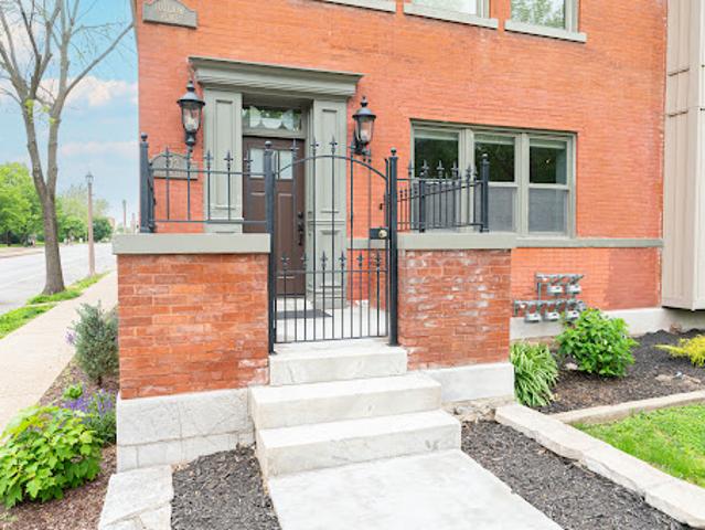 House for sale in Saint Louis