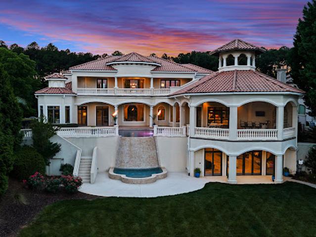 House for sale in Mecklenburg, North Carolina