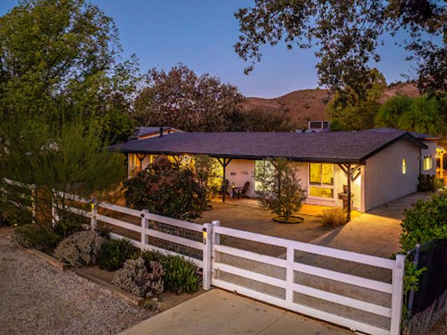 House for sale in Agoura Hills, Los Angeles County