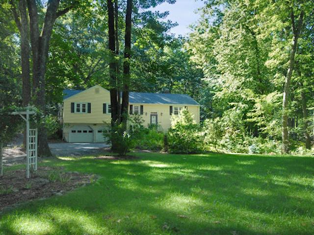 House for sale in Carlisle, Middlesex County