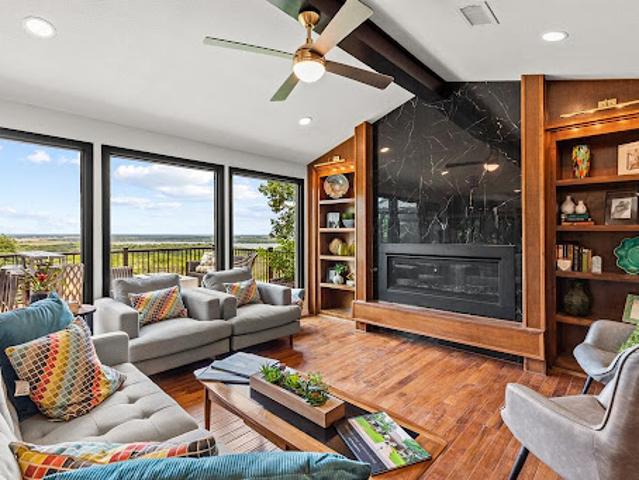 House for sale in Woodway, Texas