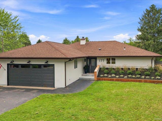House for sale in Jamesport, New York
