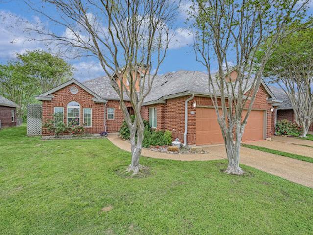 House for sale in Bastrop, Texas
