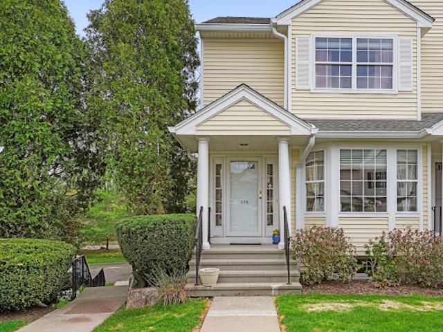 House for sale in Cos Cob, Connecticut