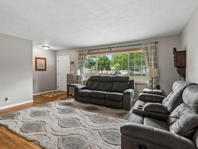 House for sale in Hennepin, Minnesota