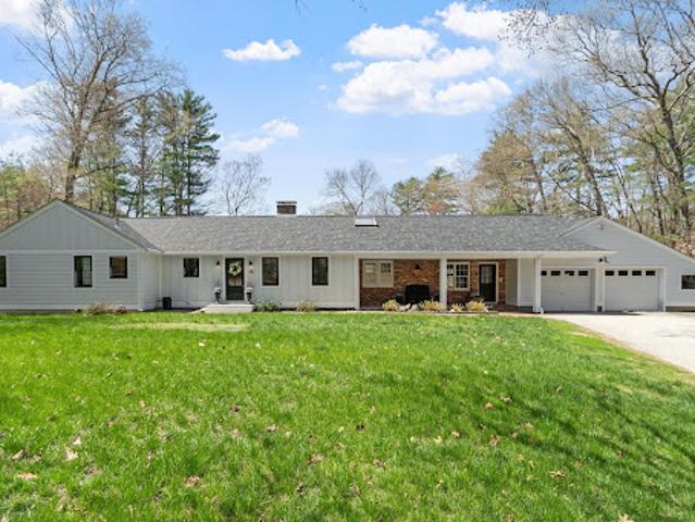 House for sale in Georgetown, Massachusetts