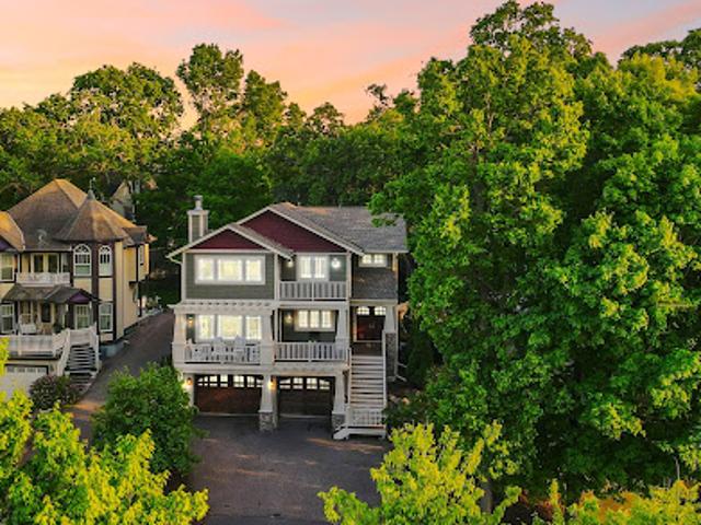 House for sale in Hennepin, Minnesota