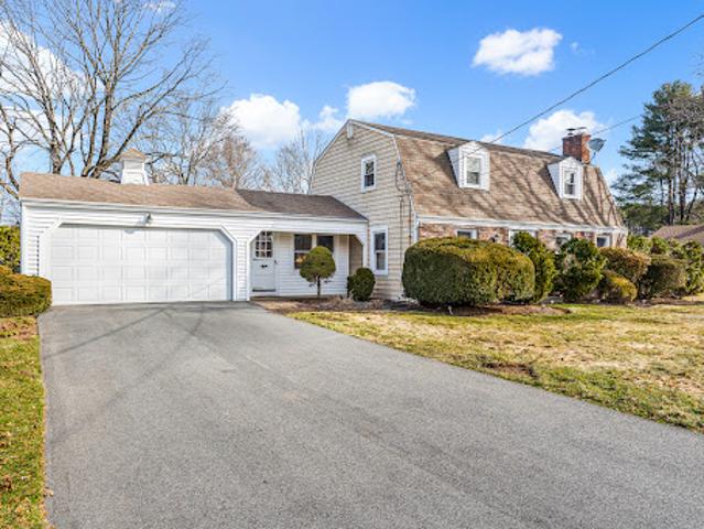 House for sale in Cumberland, Rhode Island