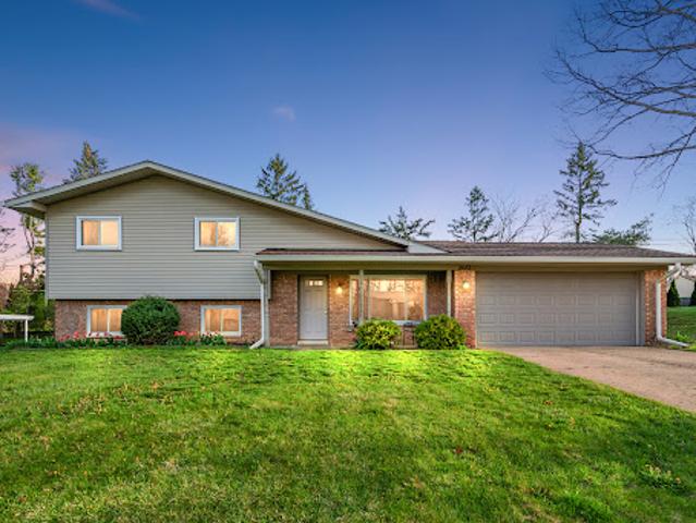 House for sale in Waterford, Michigan