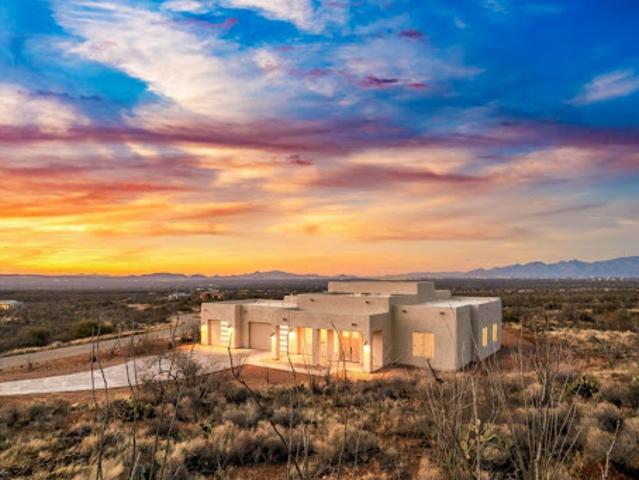 House for sale in Vail, Arizona