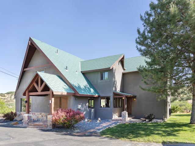 House for sale in Sandy, Utah