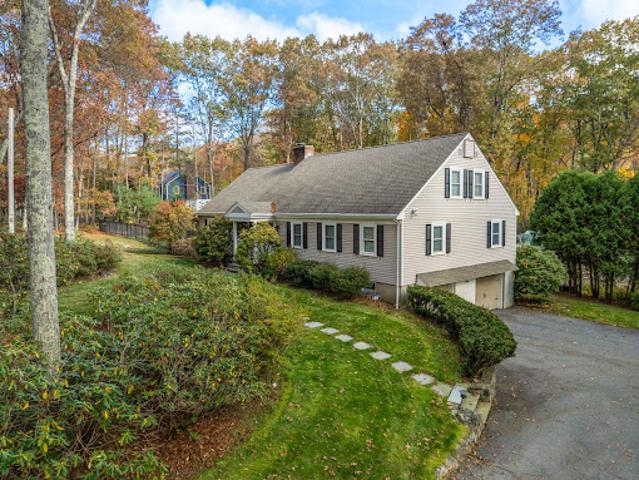 House for rent in Weston, Massachusetts