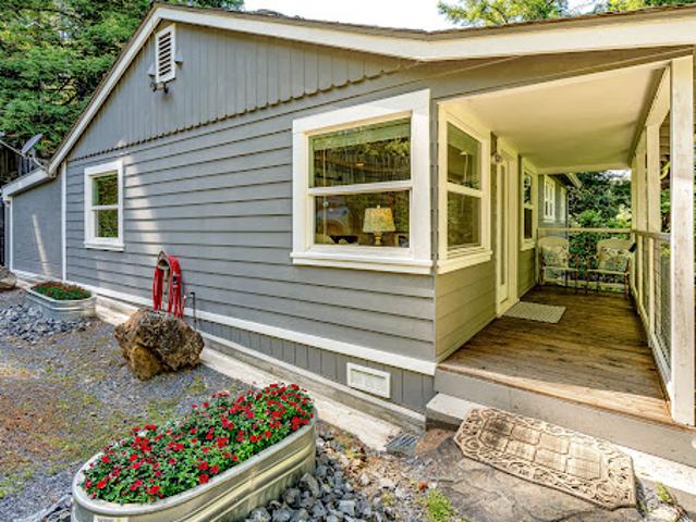 House for sale in Camp Meeker, California