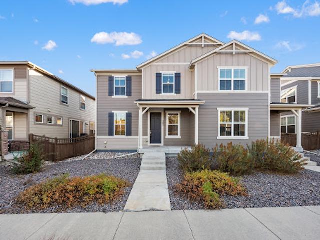 House for sale in Castle Pines, Douglas County