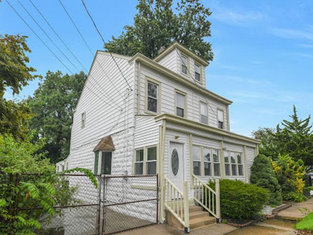 House for sale in Crosswicks, New Jersey