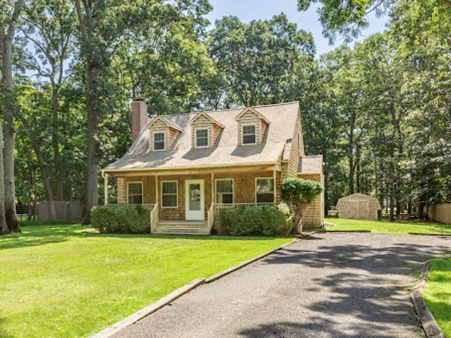 House for sale in Wainscott, New York