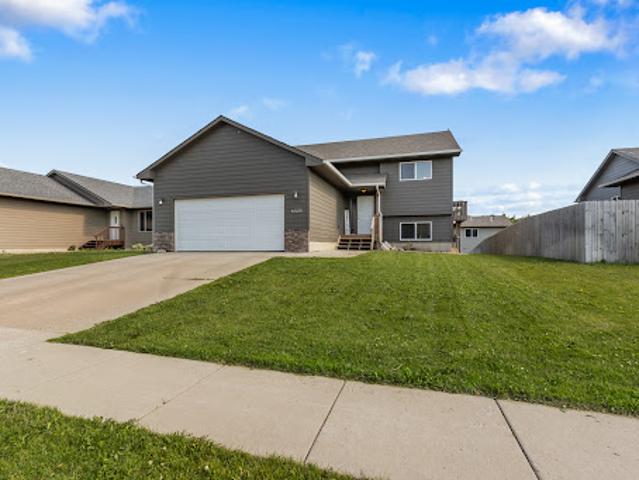 House for sale in Sioux Falls
