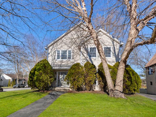 House for sale in New York