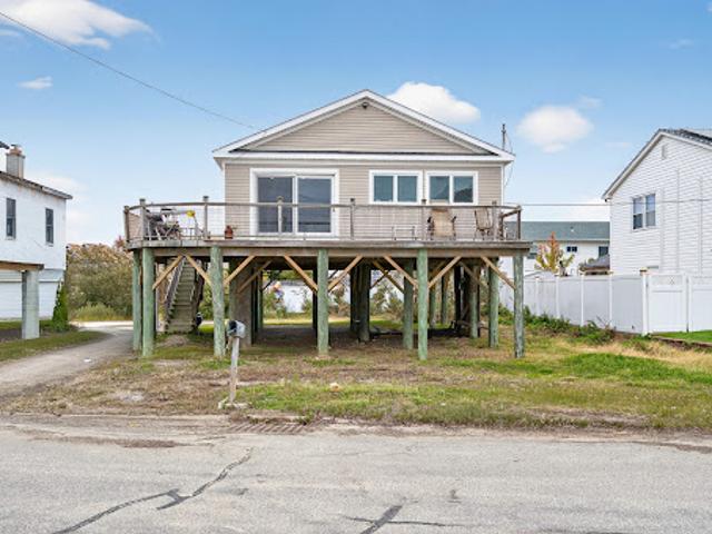 House for sale in Babylon, New York