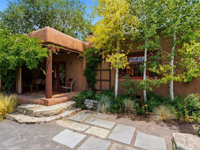 House for sale in Santa Fe, New Mexico