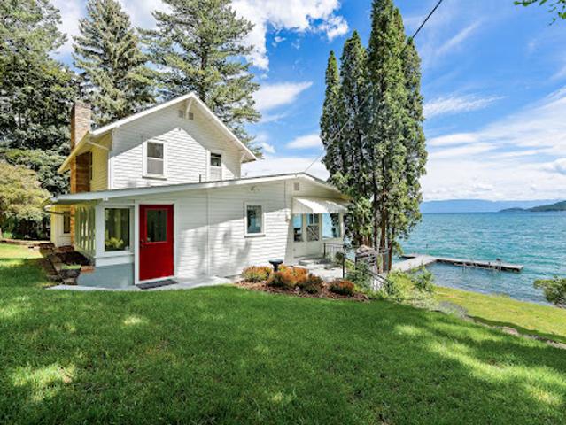 House for sale in Lakeside, Montana