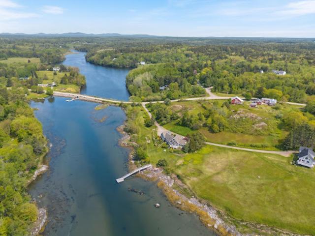 House for sale in Cushing, Maine