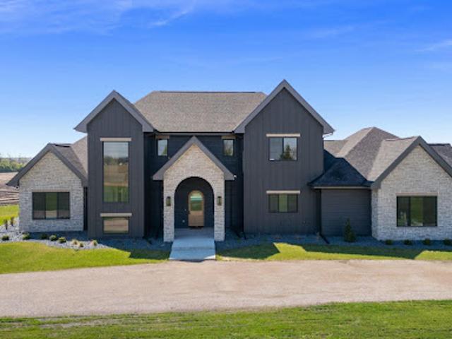 House for sale in Brandon, South Dakota