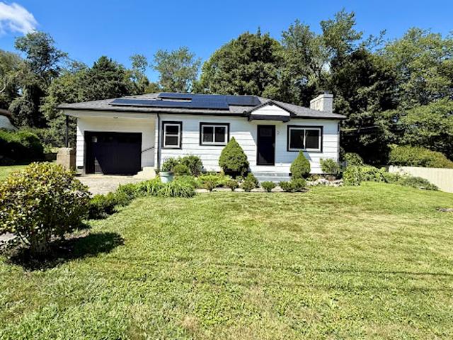 House for rent in Waterford, Connecticut