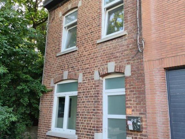 Maison location à La Louvière, Wallonie