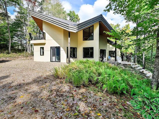 House for sale in Mandeville, Quebec