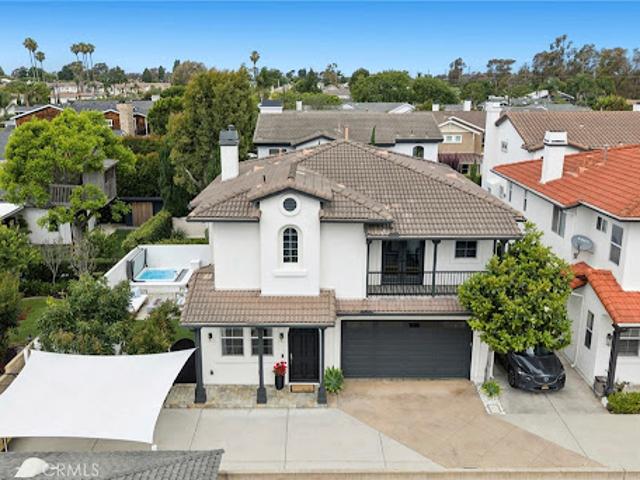 House for sale in Costa Mesa, California