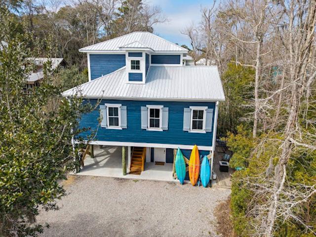 House for sale in Pawleys Island, South Carolina