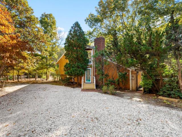 House for sale in Wainscott, New York