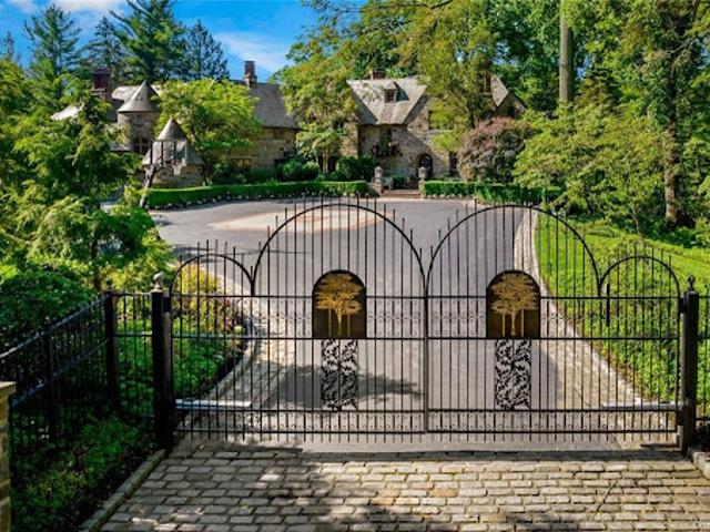 House for sale in Brooklyn, Pennsylvania