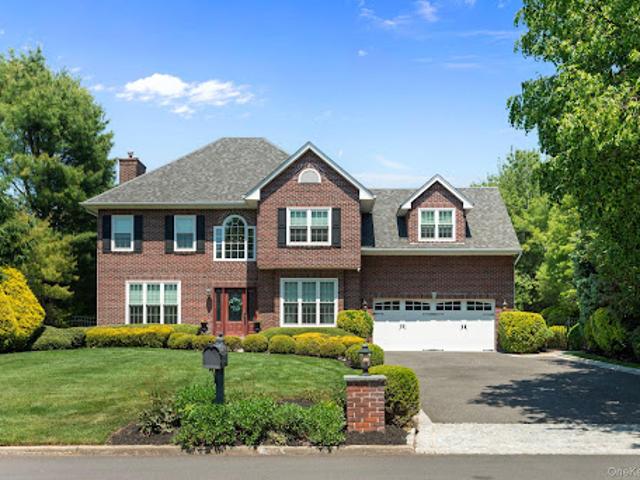 House for sale in Huntington, New York