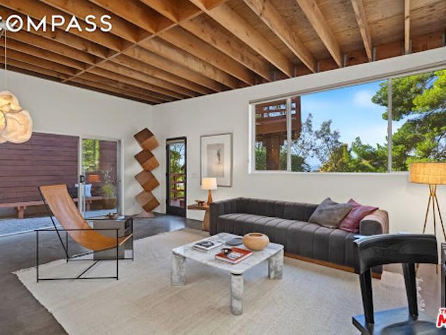 House for sale in Calabasas, California