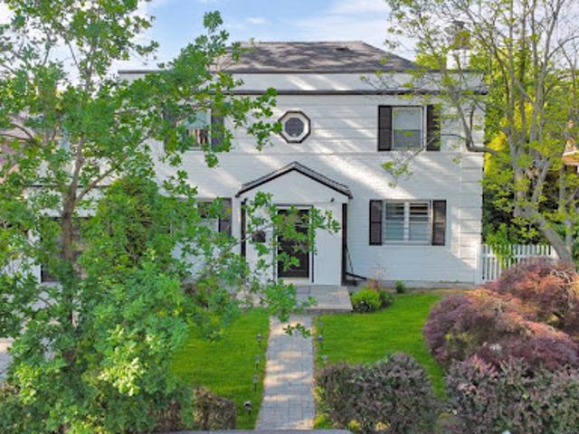 House for sale in New York House for sale in New York