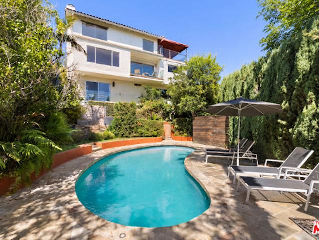 House for sale in Canoga Park, California